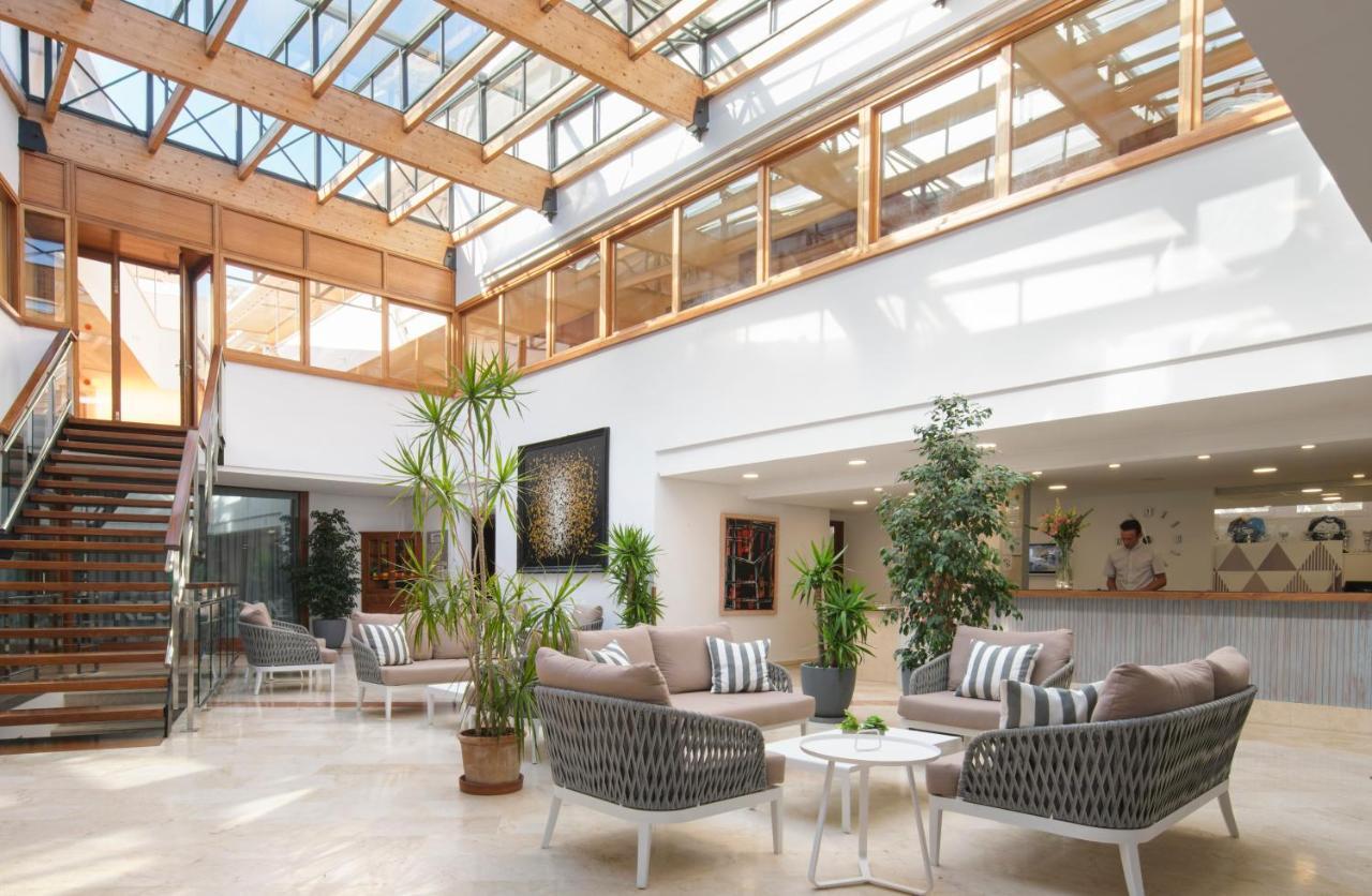 Apartahotel Duva & 4*